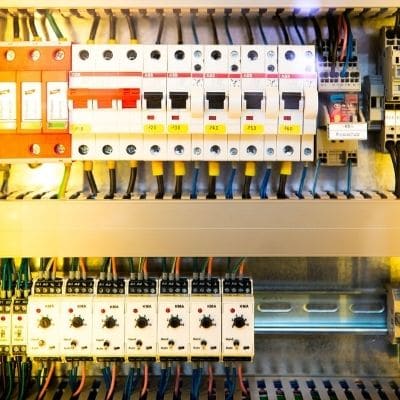 Krachtstroom aanleggen LB